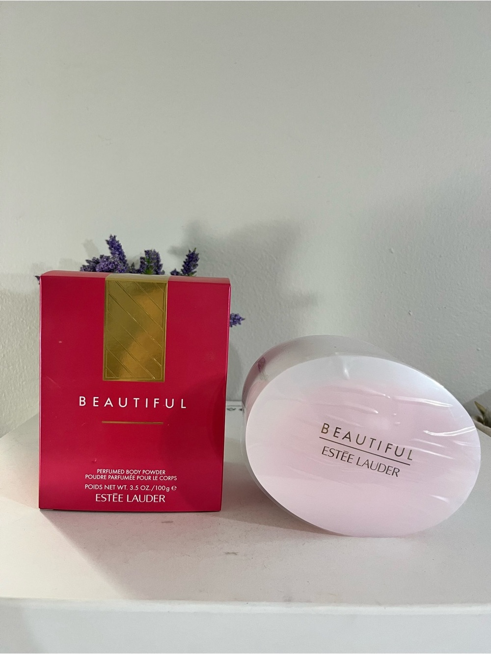 Estée Lauder Beautiful Perfumed Body Powder, Full Size, 3.5 OZ / 100 g, NWB